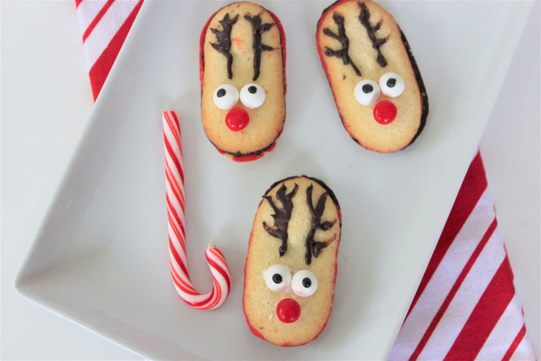 milano cookies made to look like reindeer