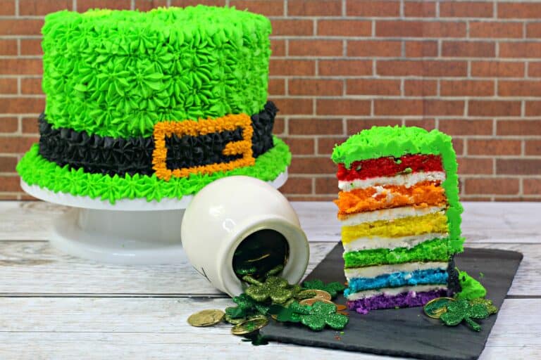Delicious St Patrick’s Day Rainbow Cake