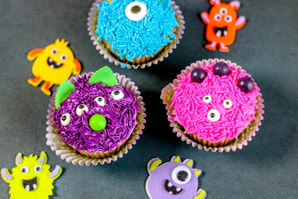 Your Kids Will Love Decorating These Fun Monster Cupcakes!