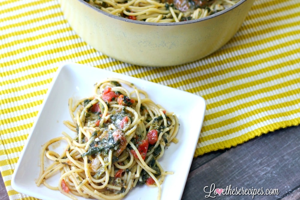 Easy One Pot Spinach Parmesan Pasta Recipe